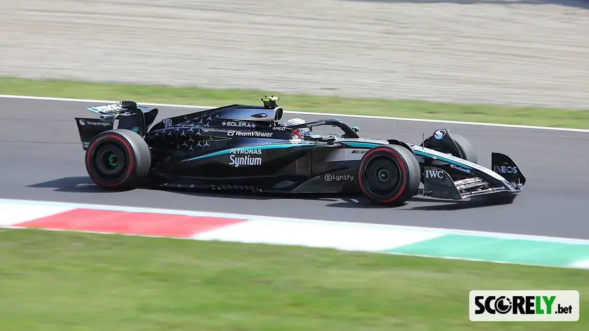 Andrea Kimi Antonelli pilotando un monoplaza Mercedes de Fórmula 1 en pista (file photo)