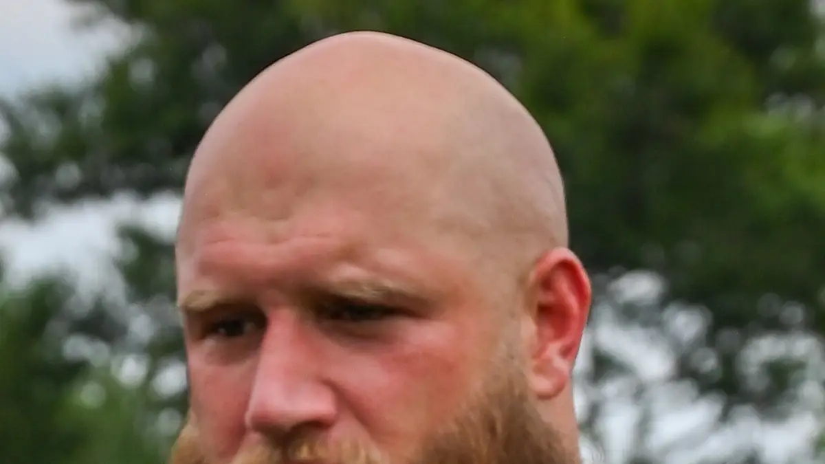 Eagles right tackle Lane Johnson retires after nearly 14 seasons and two Super Bowl titles