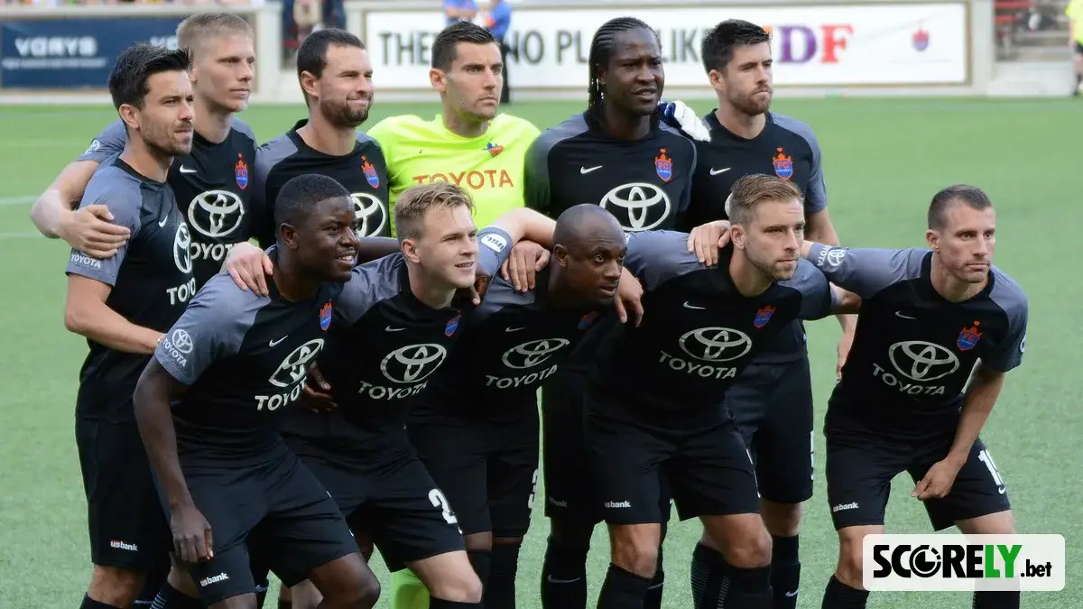 CINvLOU 2017-05-31 - FC Cincinnati team photo (34925665271) (cropped) (file photo)