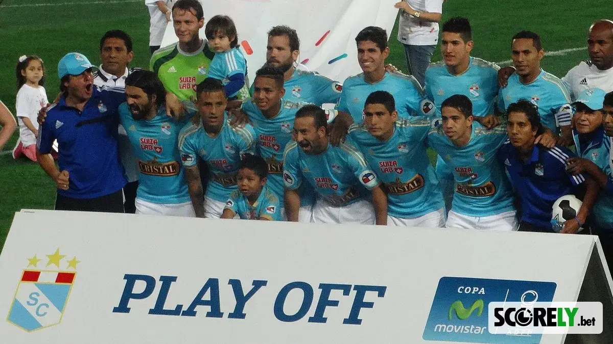 Sporting Cristal lineup 2014 (foto de archivo)