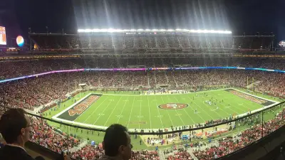 Partido entre los Vikings y los 49ers en el Levi's Stadium