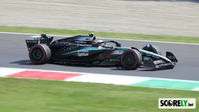 Andrea Kimi Antonelli pilotando un monoplaza Mercedes de Fórmula 1 en pista (file photo)