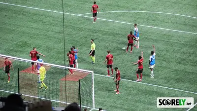 Jugadores del Atlanta United en el campo durante un partido de fútbol (file photo)