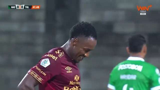 🟢🧤 ¡Gran atajada de Armani! ¡Voló el arquero de Nacional para negarle el gol a Tolima! #LALIGAxWIN