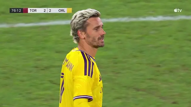 Antoine Griezmann POUNCES On The Set Piece For The Goal!