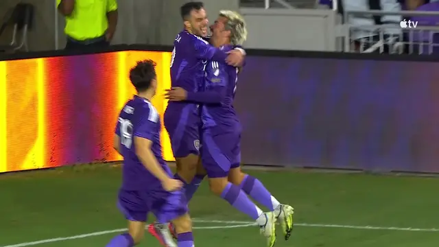 Antoine Griezmann Assists Martín Ojeda for UNREAL Goal of the Year!?