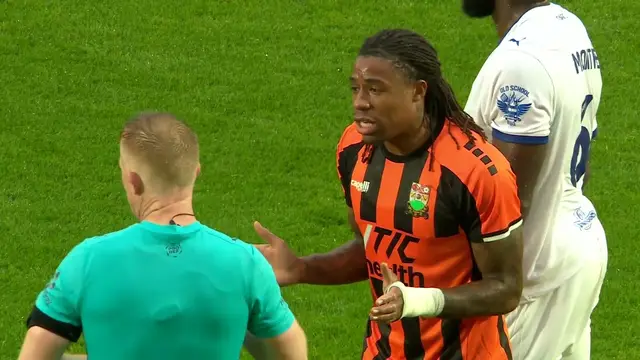 Barnet v Oldham Athletic Highlights