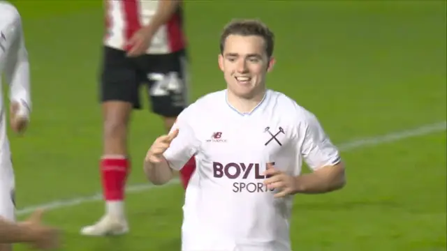 Lincoln City v West Ham United Highlights