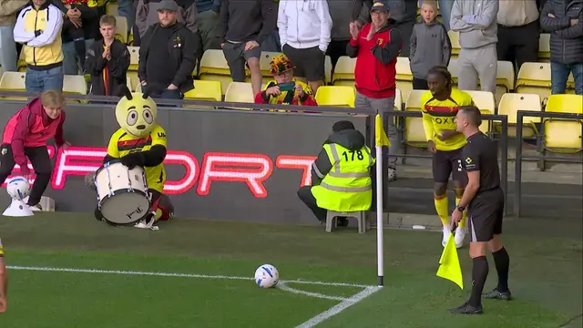Watford v Charlton Athletic Highlights